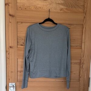 Vuori Women's Heather Gray Crew Neck Sweater